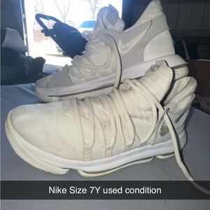 Nike Cream High-Top Sneakers